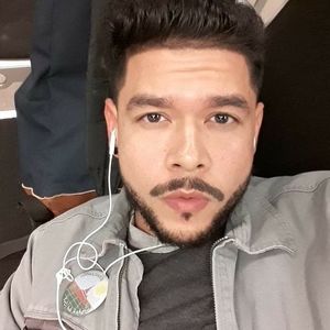 Meet your Posher, Ernesto